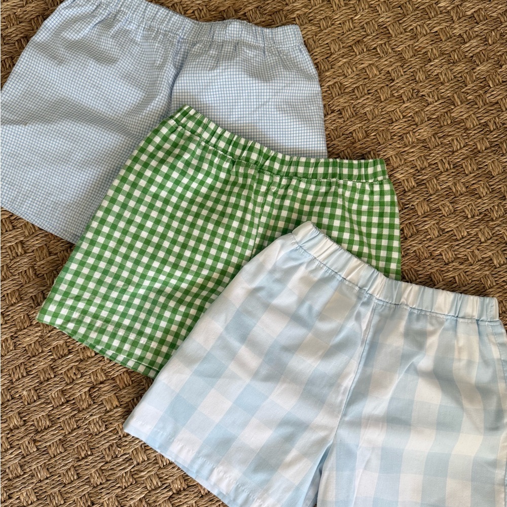 TBBC boys shorts lot size 6